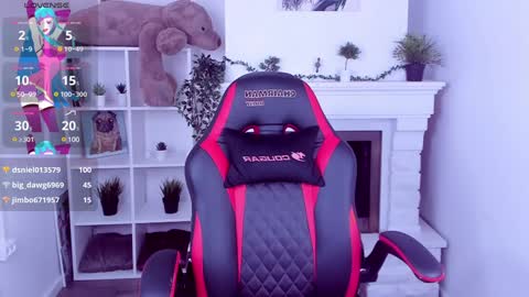 JUSTIN online show from February 8, 11:34 pm