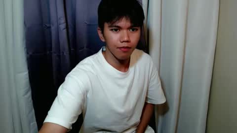 justin_urcuttieguy online show from February 13, 1:14 pm