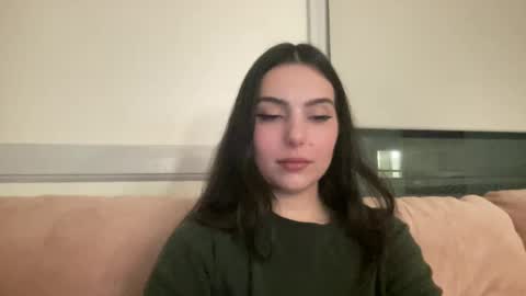 Jess online show from December 18, 2:32 am