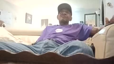 Snapshot of justjuice19640 chatting on October 29, 7:32 am justjuice19640 online show from October 29, 7:32 am