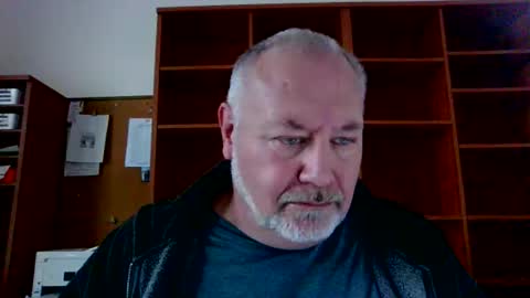 justme196756 online show from November 4, 6:42 pm