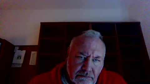 justme196756 online show from December 20, 8:32 am