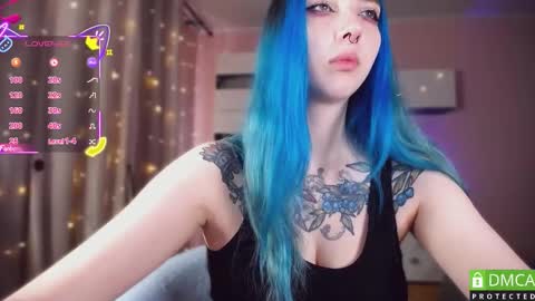 justmeowgirl online show from October 22, 4:37 am