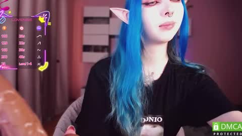 justmeowgirl online show from September 26, 4:09 am