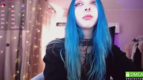 justmeowgirl online show from November 17, 4:48 am