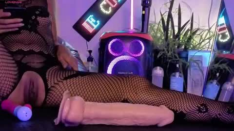 candyanddady online show from May 17, 2:26 pm