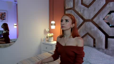 Mia online show from March 31, 2:45 am