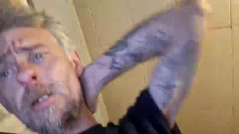 justwant2strokeit online show from January 18, 5:16 am