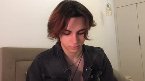 Snapshot of k0sta_32 chatting on January 11, 8:54 pm k0sta online show from January 11, 8:54 pm