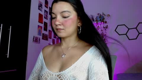 Snapshot of kablue_ chatting on January 24, 1:03 am IG kablue 1 online show from January 24, 1:03 am