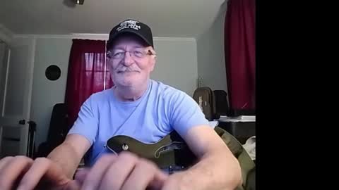 kabriggs136 online show from January 14, 9:12 pm