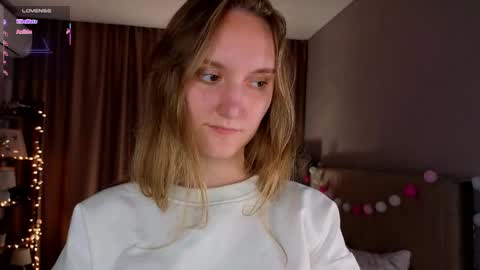Kate online show from June 7, 7:08 pm