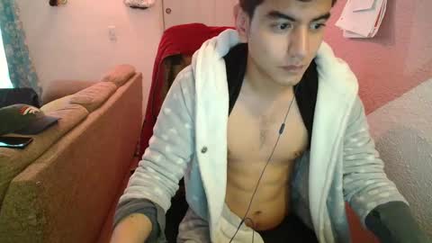 Snapshot of kael_art_d chatting on December 21, 11:34 pm kael_art_d online show from December 21, 11:34 pm