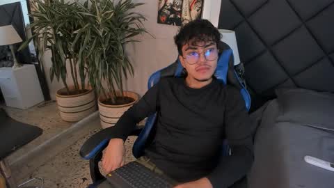 kai_storn online show from March 7, 11:43 am