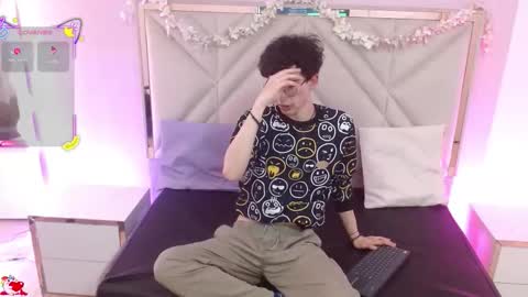 kai_tay1 online show from March 6, 7:57 pm