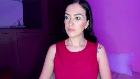 kaiahlive online show from February 24, 11:30 pm