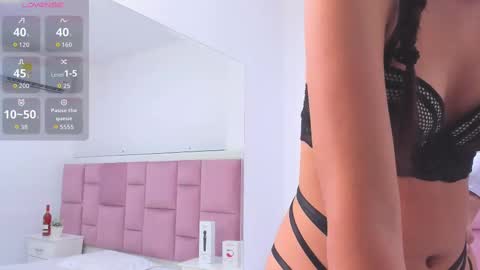 kelly online show from October 22, 11:34 am