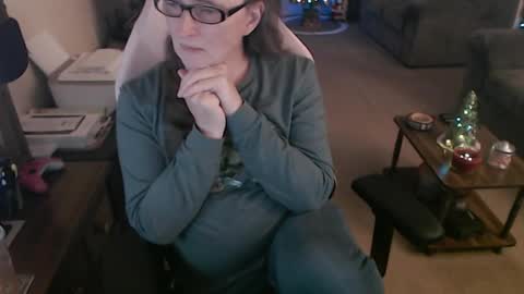 Camprincess331 online show from November 18, 2:03 am