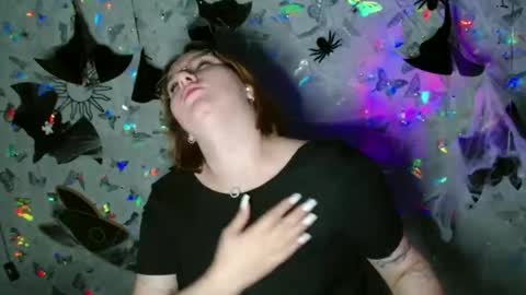 Kaitlin online show from October 10, 6:47 pm