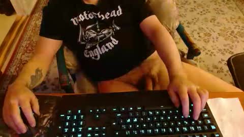 Leon online show from October 7, 4:25 pm