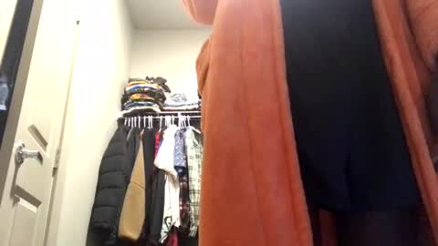 Snapshot of kaledaddee777 chatting on October 18, 6:12 pm Silk Chocolate online show from October 18, 6:12 pm