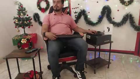 Kaleth online show from December 13, 10:38 pm