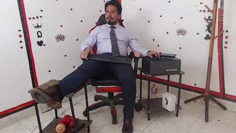 Kaleth online show from October 19, 11:53 pm