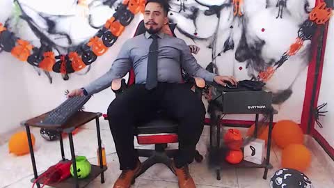 Kaleth online show from October 27, 3:28 am