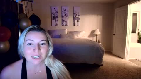 Kaliii jones online show from August 4, 8:54 am