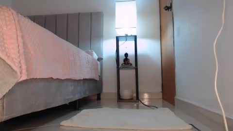 ONLY FANS  cami0777 FANSLY Camilabcruz777    instagram  online show from December 14, 7:18 am