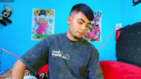Snapshot of kalivan_voinesscu chatting on February 18, 5:53 am K A L I online show from February 18, 5:53 am