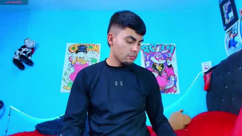 Snapshot of kalivan_voinesscu chatting on March 11, 7:35 am K A L I online show from March 11, 7:35 am