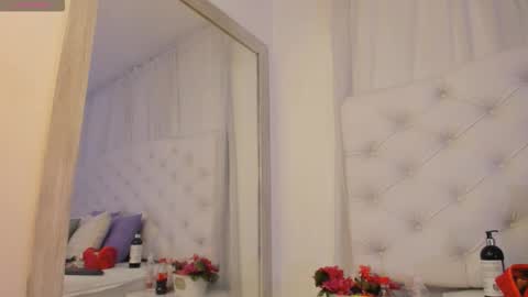    online show from September 12, 1:35 pm