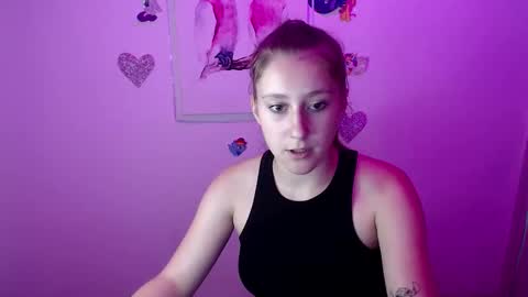 kamilla_love_ online show from September 16, 12:29 pm