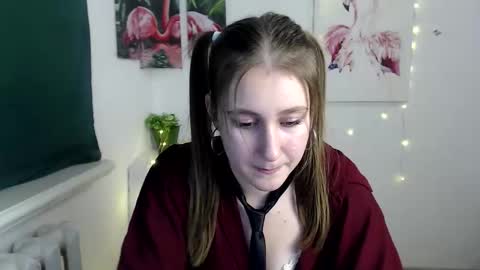 kamilla_love_ online show from October 31, 6:08 pm