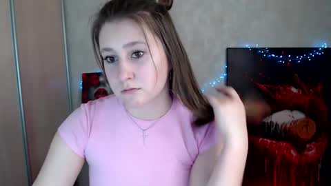 kamilla_love_ online show from April 10, 12:43 pm