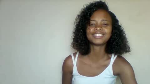 kamillah69 online show from December 16, 8:20 am