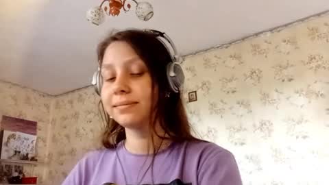 Snapshot of kamisalling chatting on September 10, 8:04 am Mari Simmons online show from September 10, 8:04 am