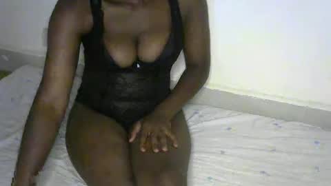 kandi640 online show from December 3, 5:24 pm