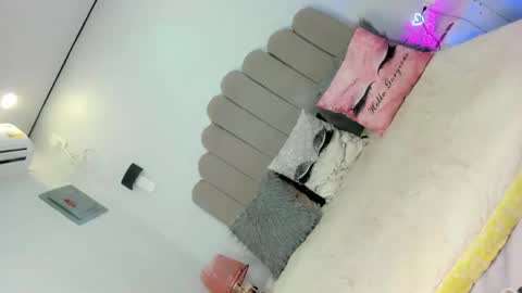 my ig ts kandy69 online show from February 23, 10:20 pm