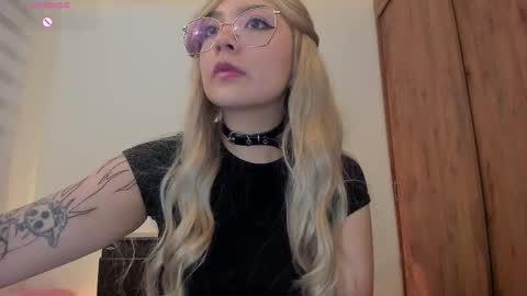 Hanny online show from January 10, 6:02 pm