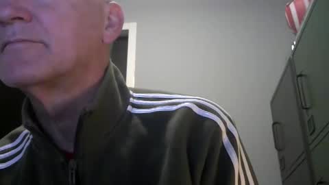 Robbie online show from November 18, 5:54 am