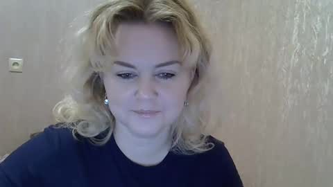 karennelsonx online show from February 17, 5:34 pm