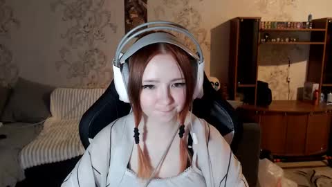 Lisa Backler online show from September 24, 4:58 pm