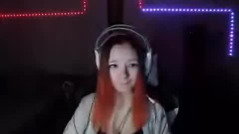 Lisa Backler online show from September 9, 4:40 pm