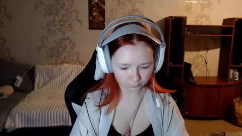 Lisa Backler online show from September 13, 4:20 pm