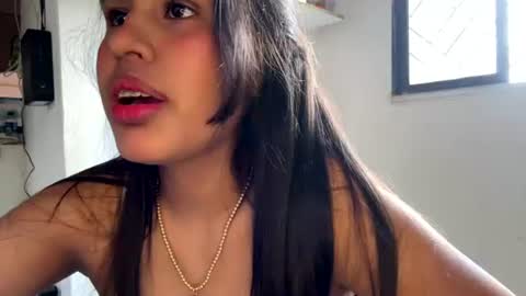 kariina candy and fox online show from June 17, 4:45 pm