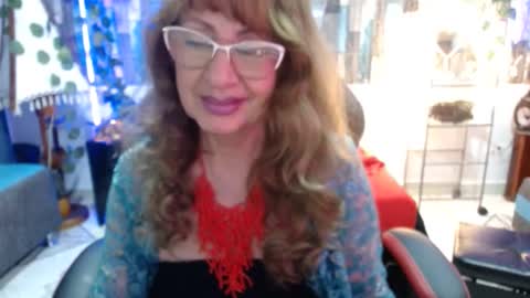 Snapshot of karima_sarabe chatting on December 24, 1:38 am karima_sarabe online show from December 24, 1:38 am