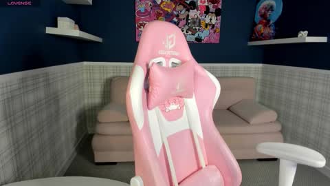 karina_broks online show from November 20, 1:53 pm