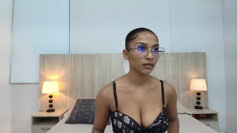 Karina Calderon online show from April 9, 11:49 am